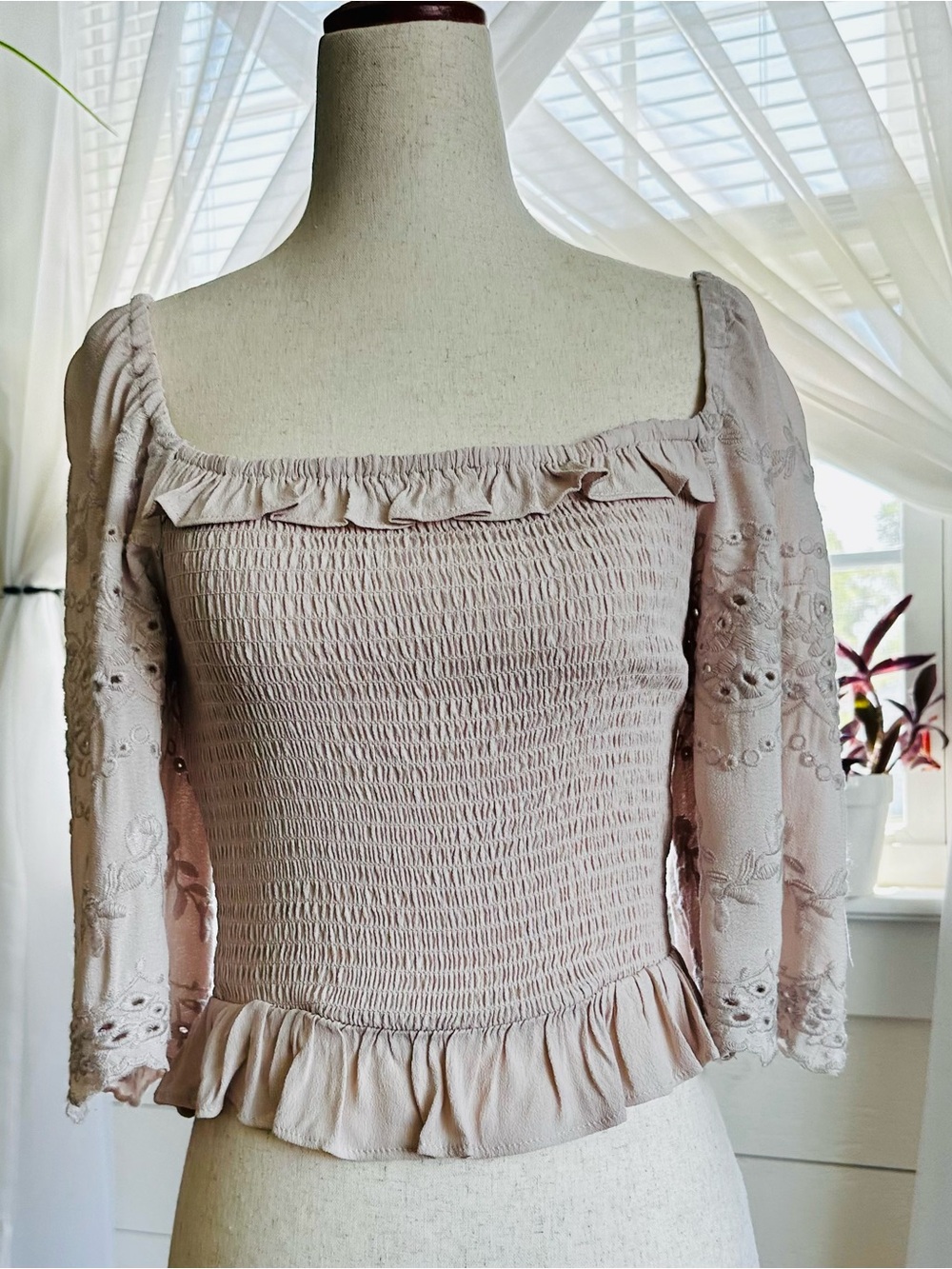 Lovestitch Smocked Eyelet Lace Crop Top Blush Pink Boho Cottagecore NWT Size S